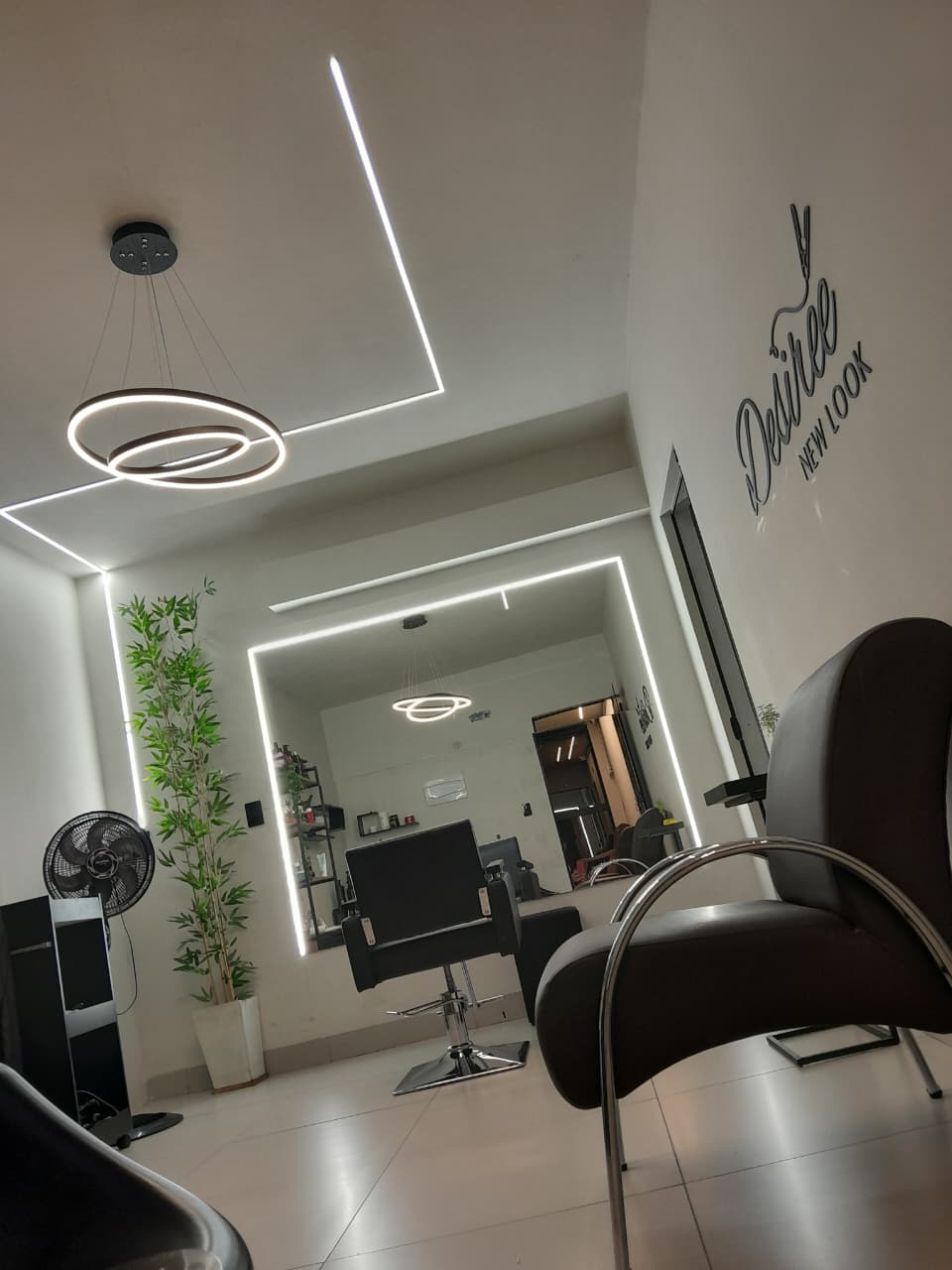 Salão Desirée New Look - Ambiente Moderno